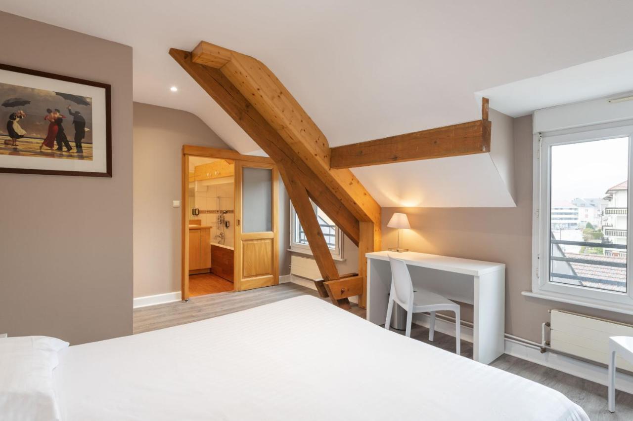 Hotel De La Paix Gerardmer Bagian luar foto