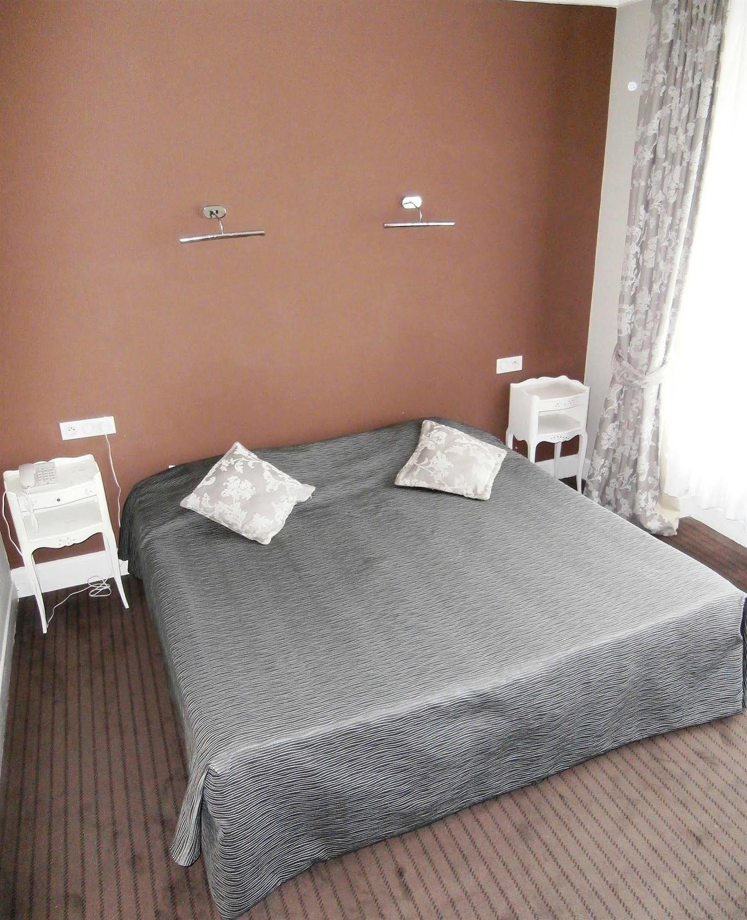 Hotel De La Paix Gerardmer Bagian luar foto